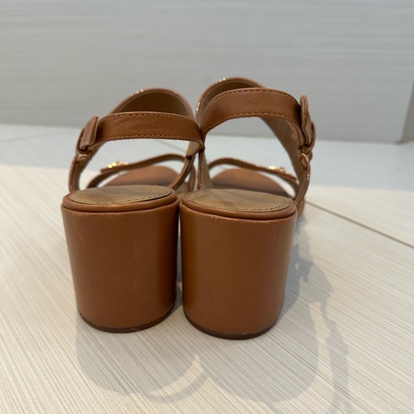 Tory Burch Sling Back Heels - Picture 5 of 6